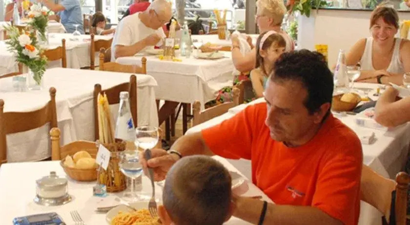 Hotel Giardino al Mare