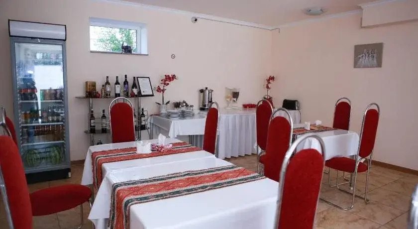 Ossanna Hotel