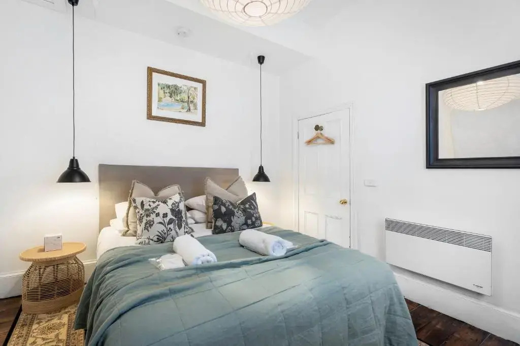 55 Davey Townhouse 2, Salamanca on your doorstep