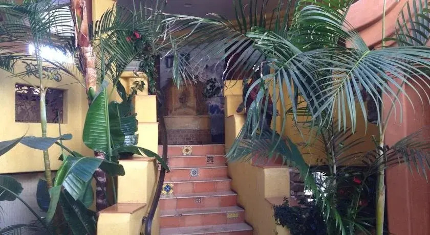 Secret Garden Inn