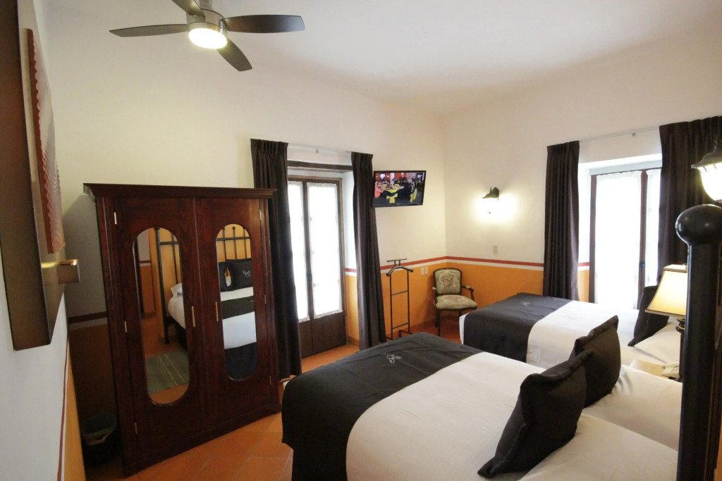 Hotel de la Paz