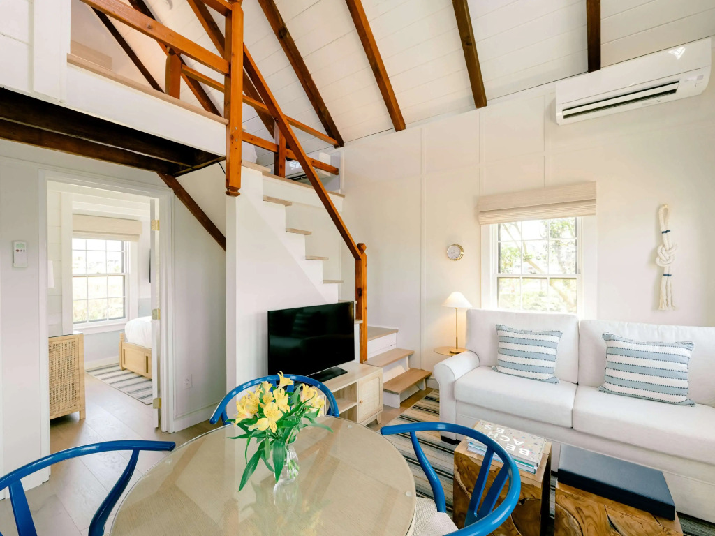 The Cottages at Nantucket Boat Basin