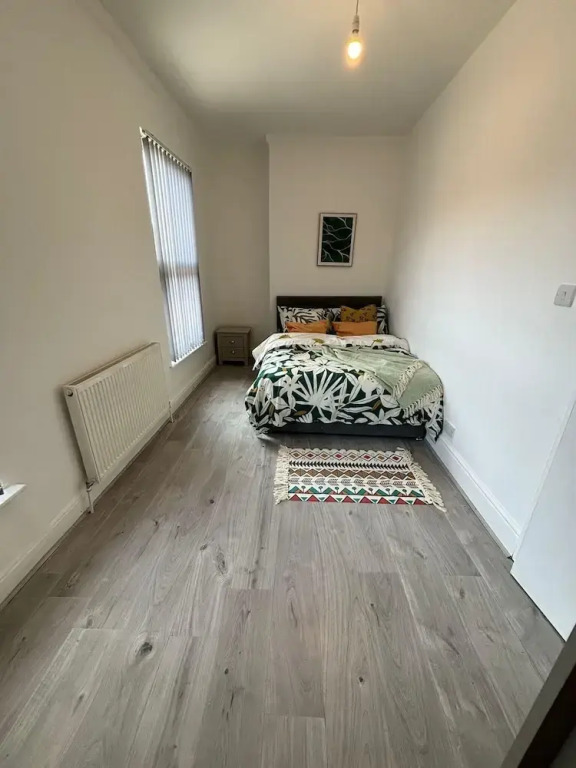 Luxe Spacious 5-bed House in Liverpool