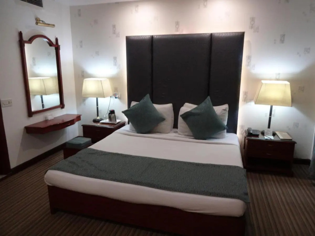 Hotel Celebration