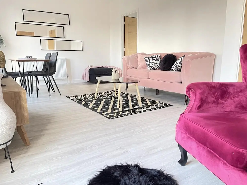 Quartz Apartment in Cambridge