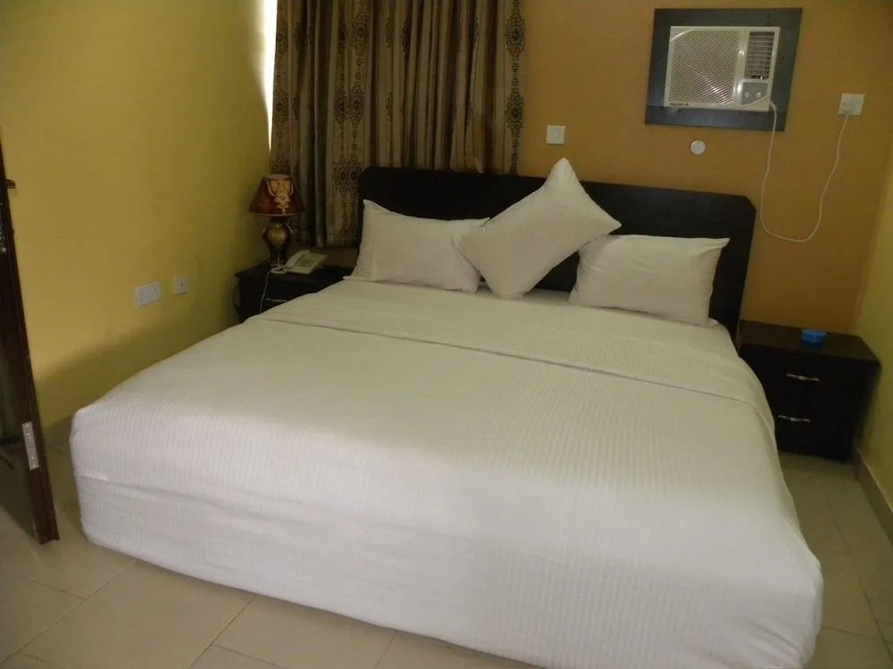 Grandy Suites