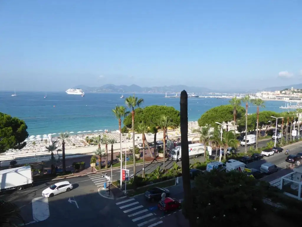 CROISETTE Palais MIRAMAR FRONT DE MER