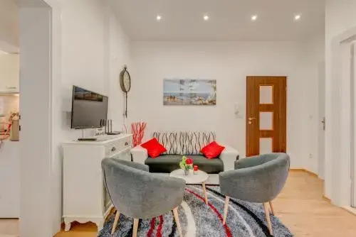 LCT Holiday Home Florentina