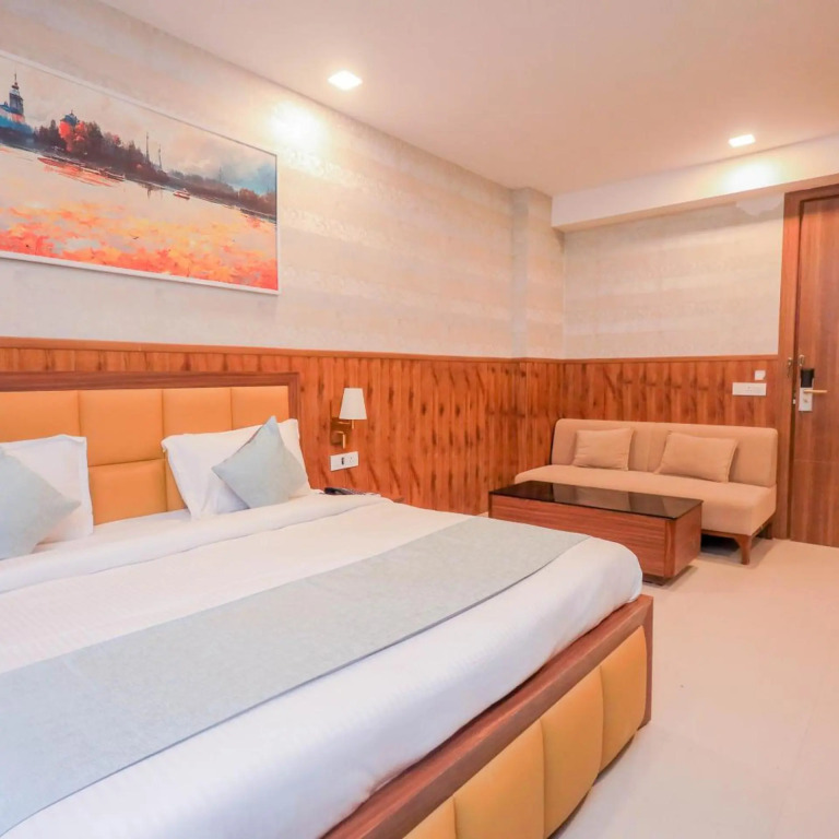Clay Inn Hotel, Sohna Road, Sector 49, Gurugram