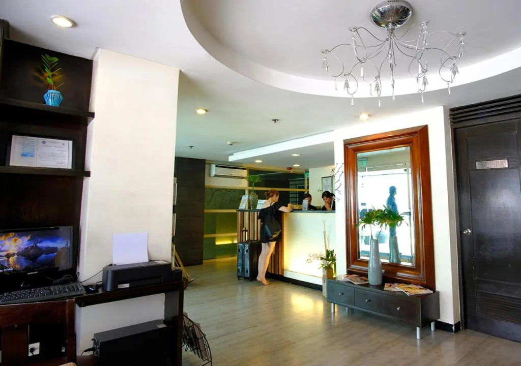 Fersal Hotel Neptune Makati