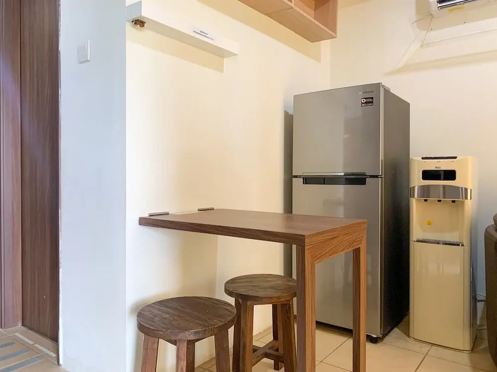 Warm And Homey 1Br At Belmont Residence Puri Apartment