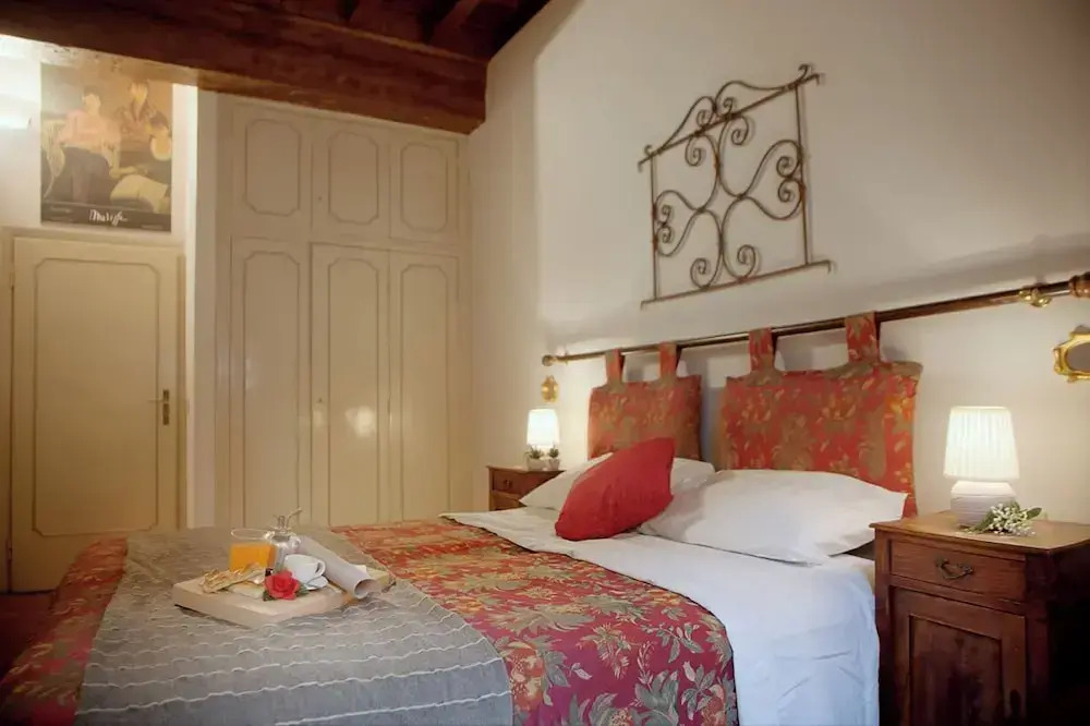 Mamo Florence - Palazzo Spinelli Apartment