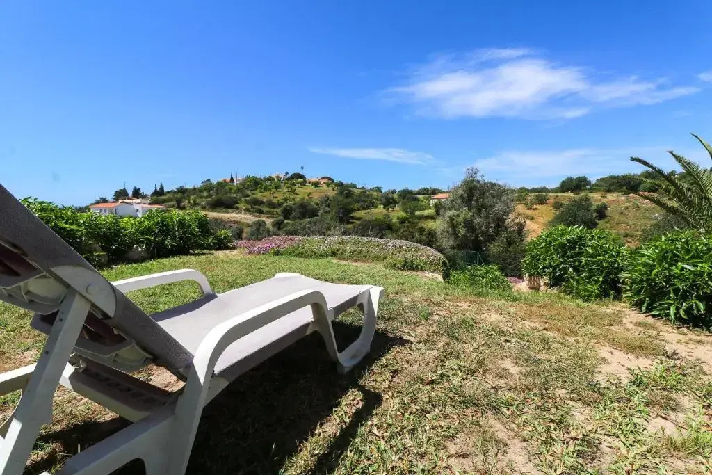 LovelyStay - Divine 3BDR Duplex House w/ Pool & Garden