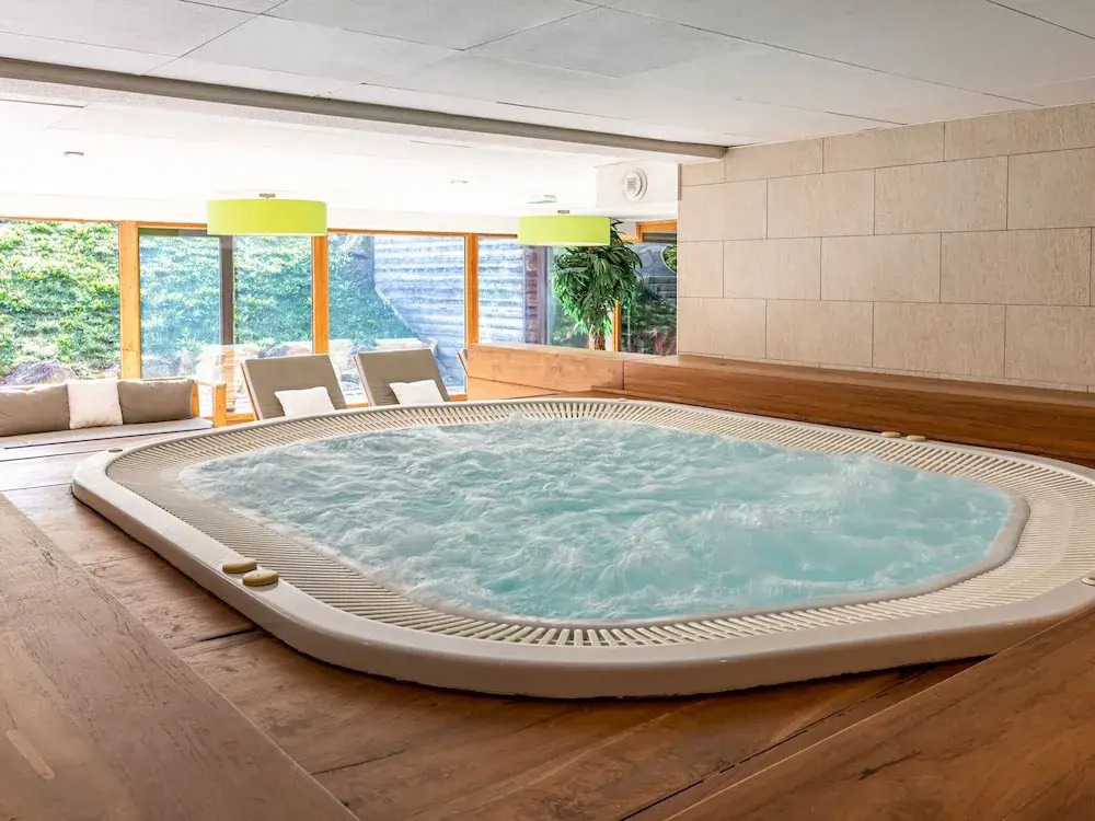 Luxury Apartment on the ski Slope in La Chapelle Dabondance