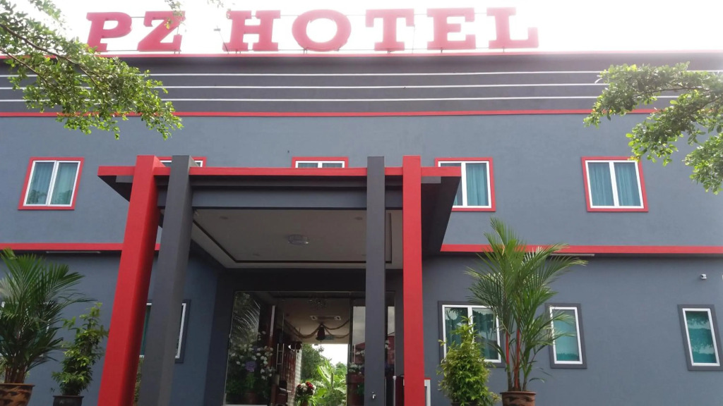 Pz Hotel