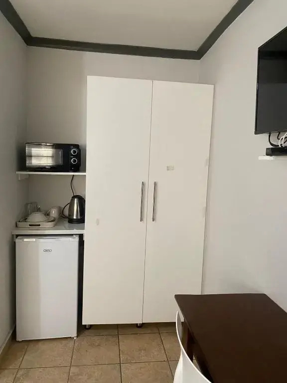 liam travel inn