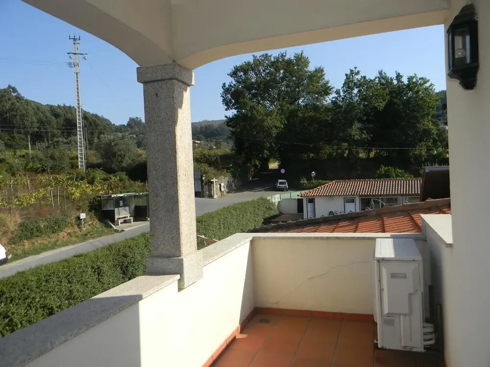 Villa Em 550-1