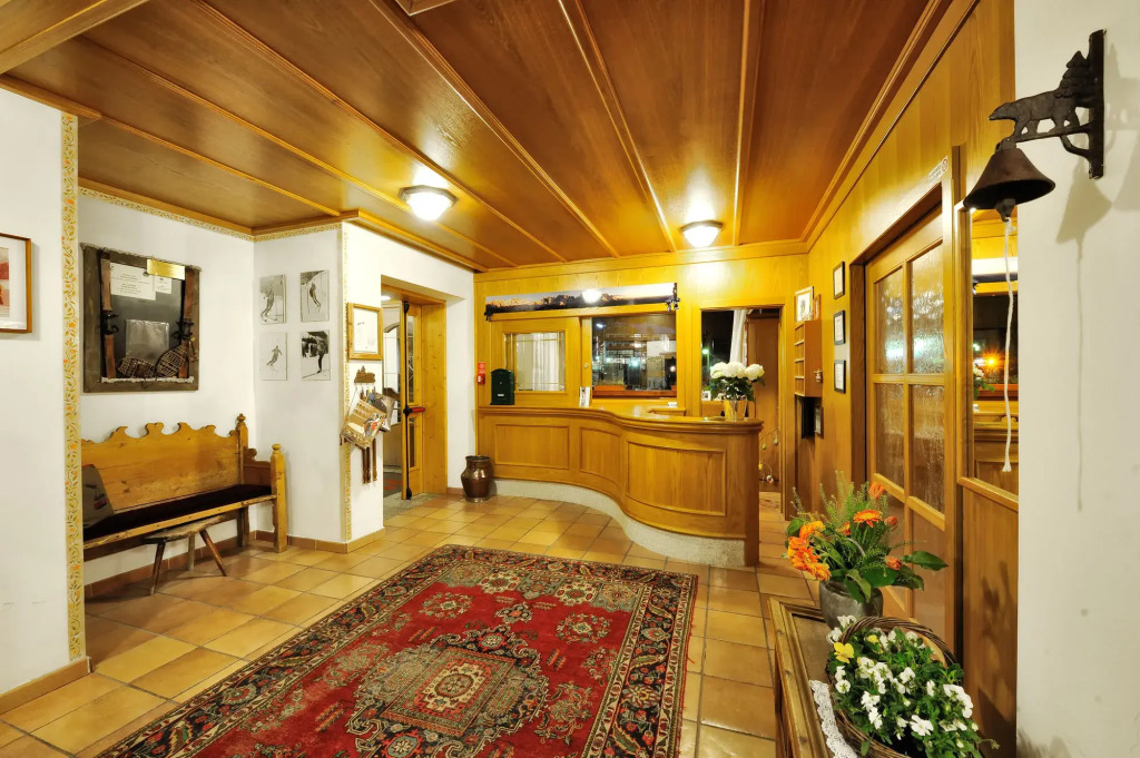 Hotel Montana