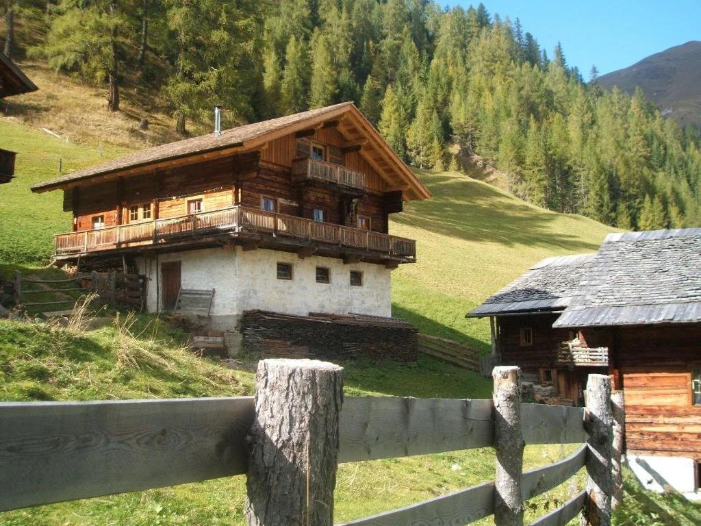 Ferienwohnungen am Berg - Almhütte Alfen