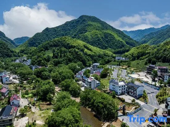 No. 1 Bund Homestay (Jingxian Shuimo Tingxi Scenic Area Branch)
