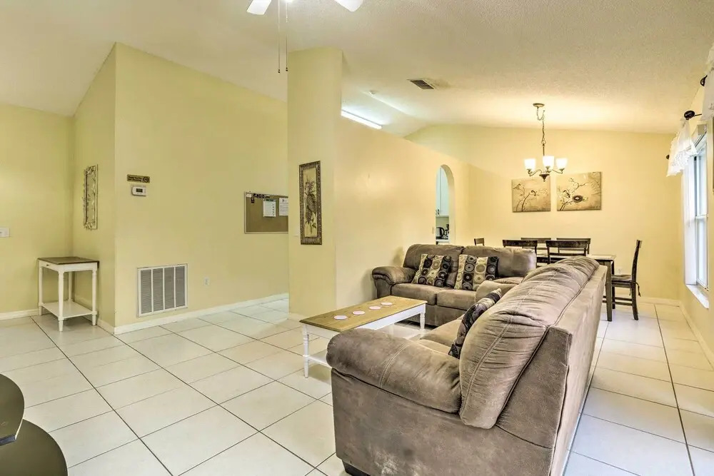 Kissimmee Sanctuary w/ Lanai & Pool Table!