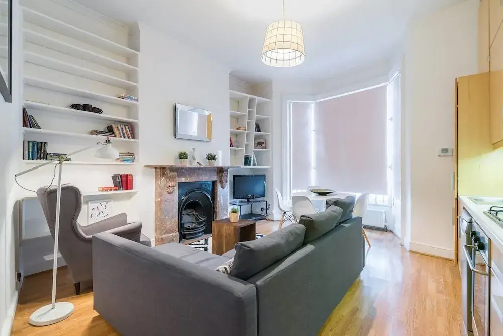 2 Bedroom Flat in West Kensington