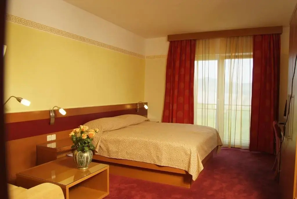 Hotel Vila Emei