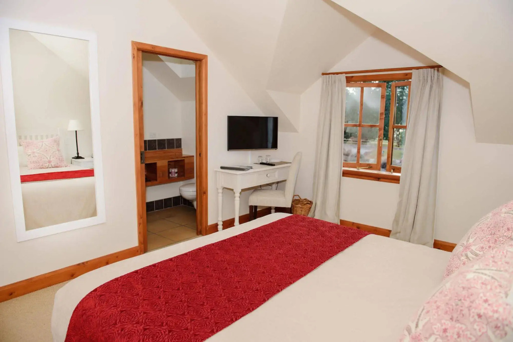 Wanaka Homestead Lodge & Cottages