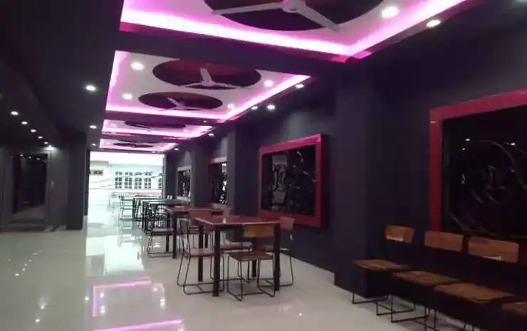 Urbanview Hotel near Pantai Losari Makassar