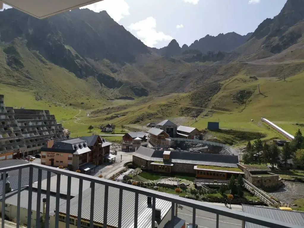 Appartement La Mongie, 1 pièce, 4 personnes - FR-1-404-210