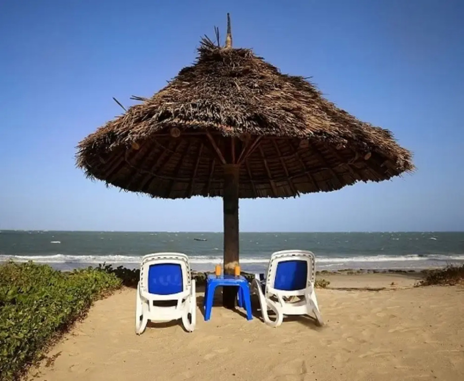 Barry's Beach Resort