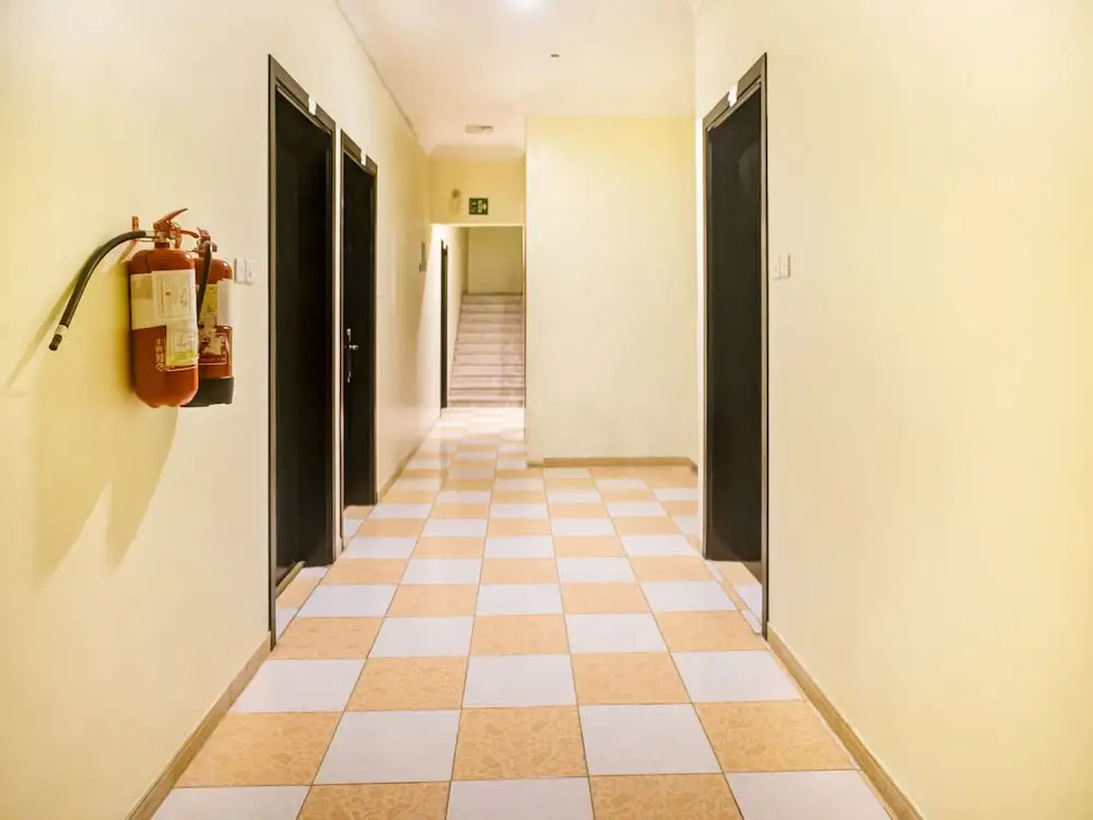 OYO 492 Rose Plaza For Housing Units