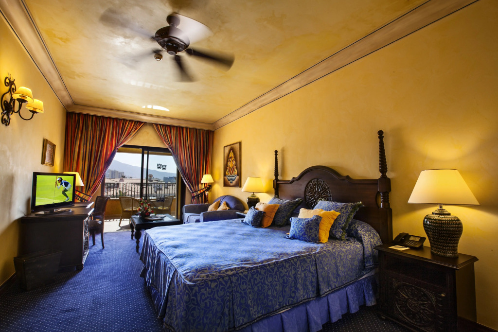 Europe Villa Cortes GL