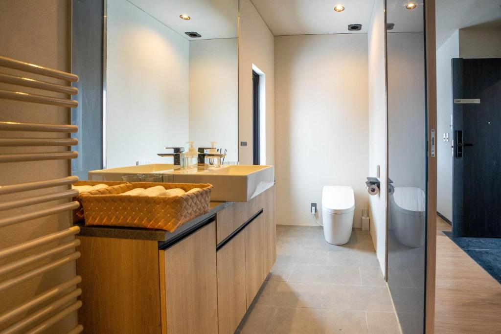 Matthew Suites Hotel