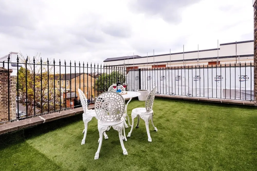 The Armadale Road Residence