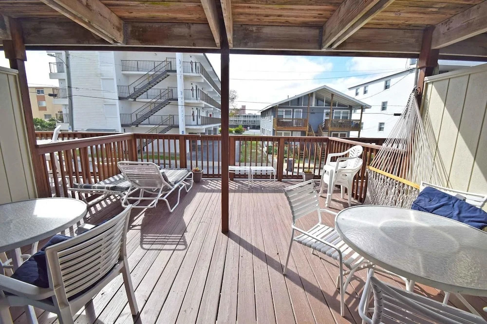 Beach Place North 18 - 5 Br Condo
