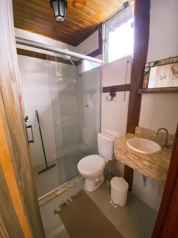 Suíte com cozinha próxima a Trindade Paraty Flats Roots