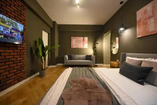 Romana 3 rooms