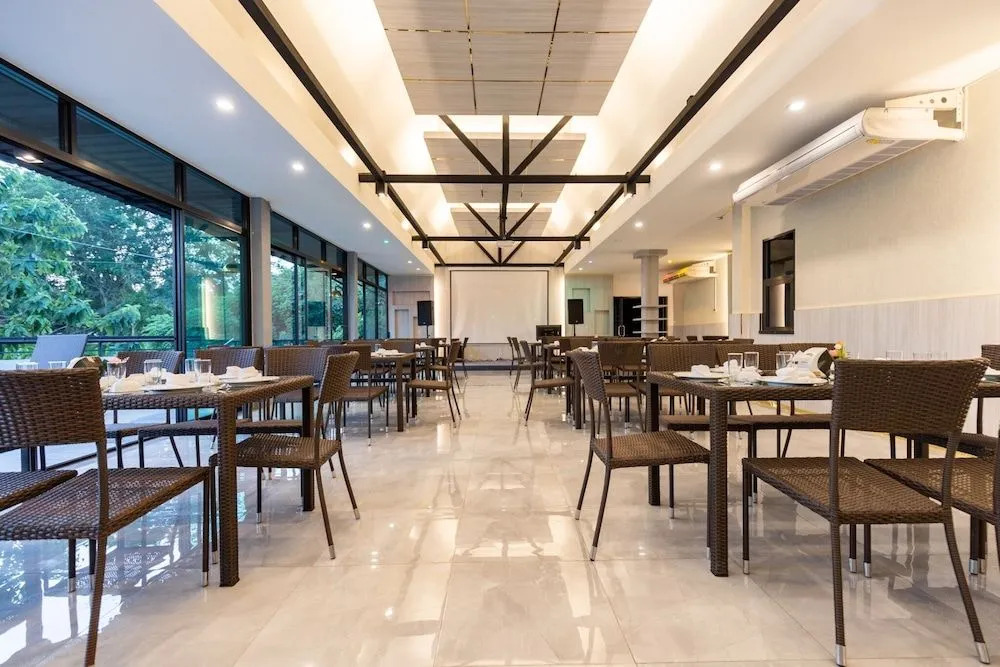 Ks Hotel