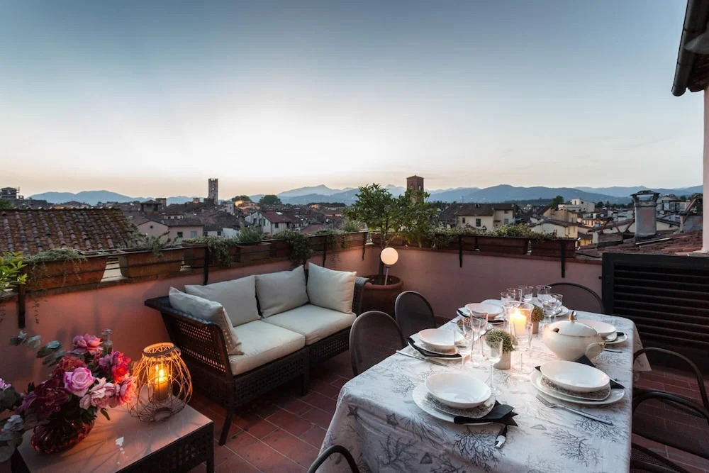Casa Emy in Lucca With 3 Bedrooms and 2 Bathrooms