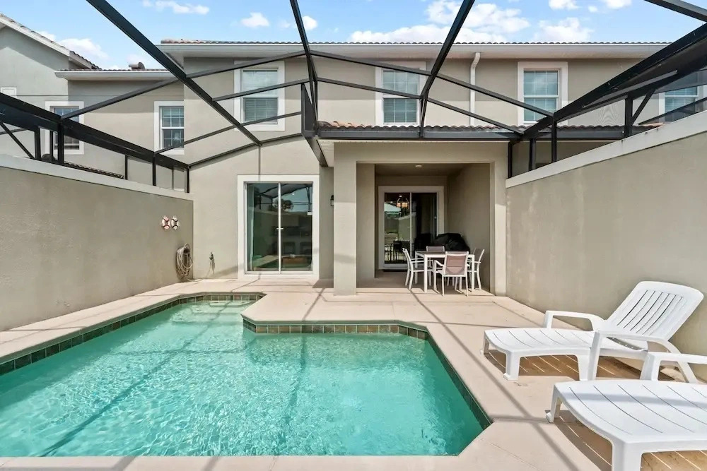 Chic Resort Getaway 15 Min to Disney