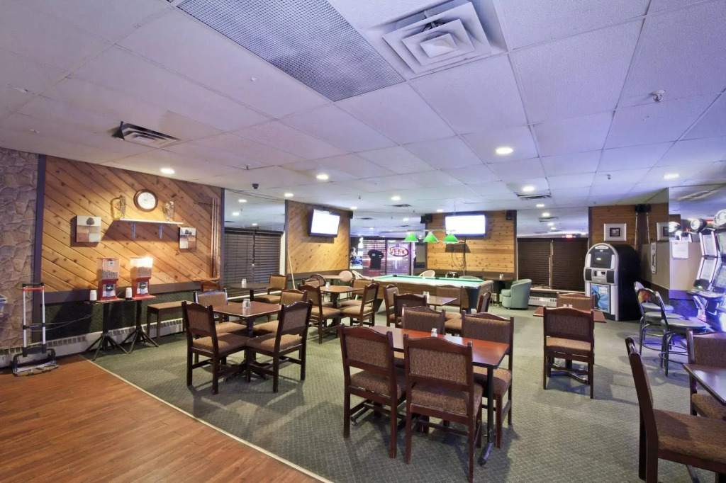 Provost Motor Inn