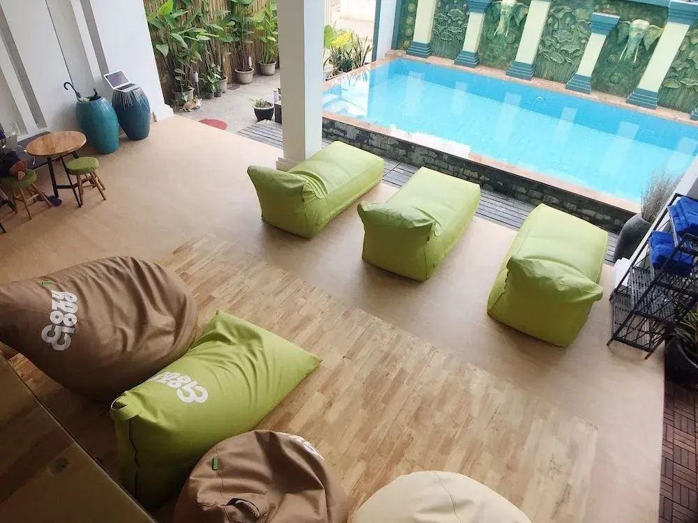 Cozycloud Backpackers Hostel