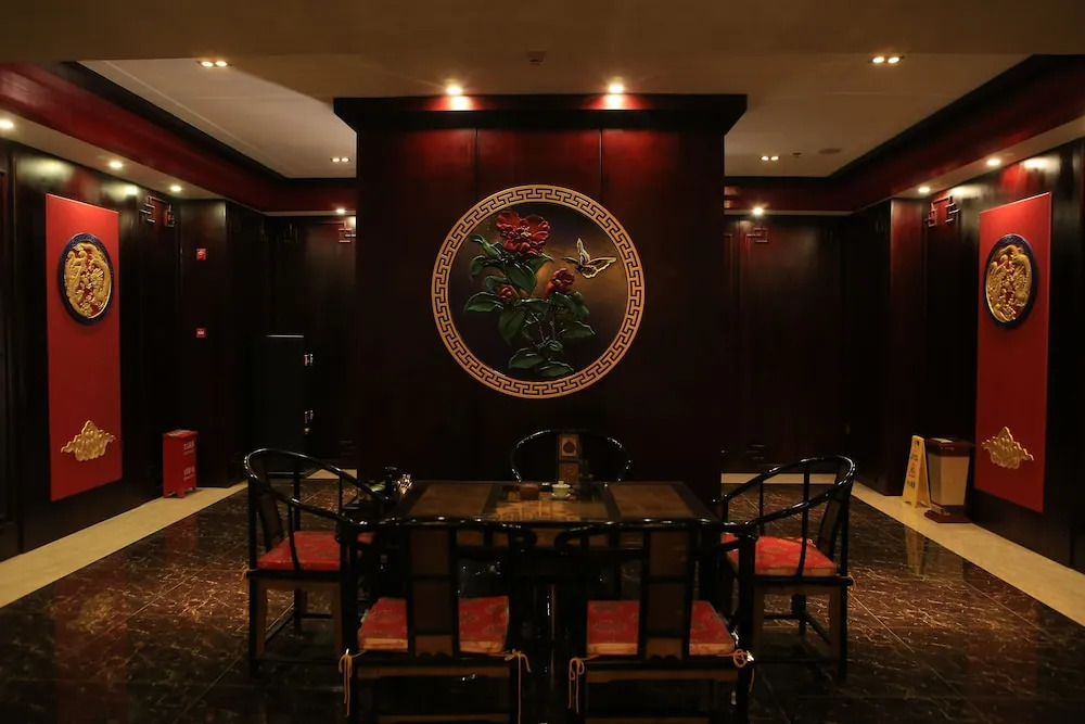 Jinbi Club