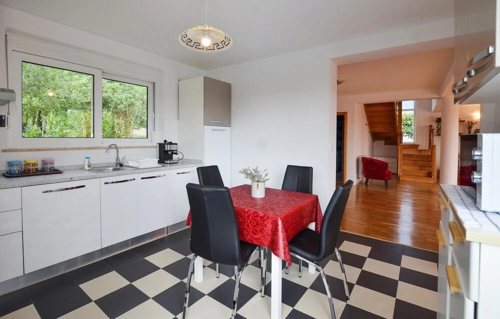 Beautiful Home in Rovinjsko Selo With Outdoor Swimming Pool, Wifi and 3 Bedrooms