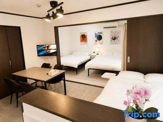 [SION STAY] 1 Min to JR Imamiya Station | Walk to Namba | 5 Min to Daikokucho | 30 Min to USJ