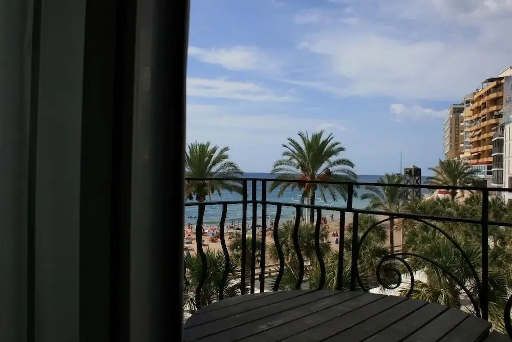 Apartamentos Senabre Palais