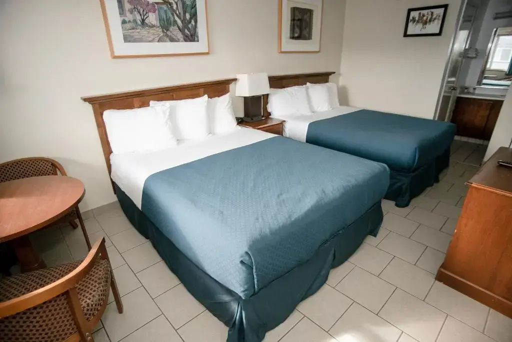 Pacific Inn