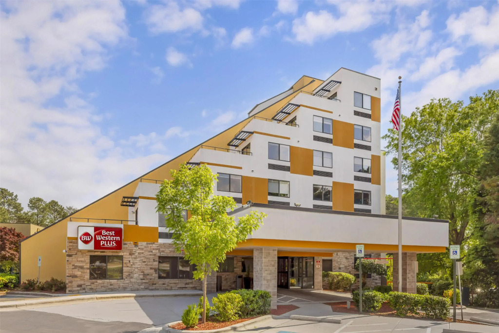 Best Western Plus Raleigh Crabtree Valley Hotel