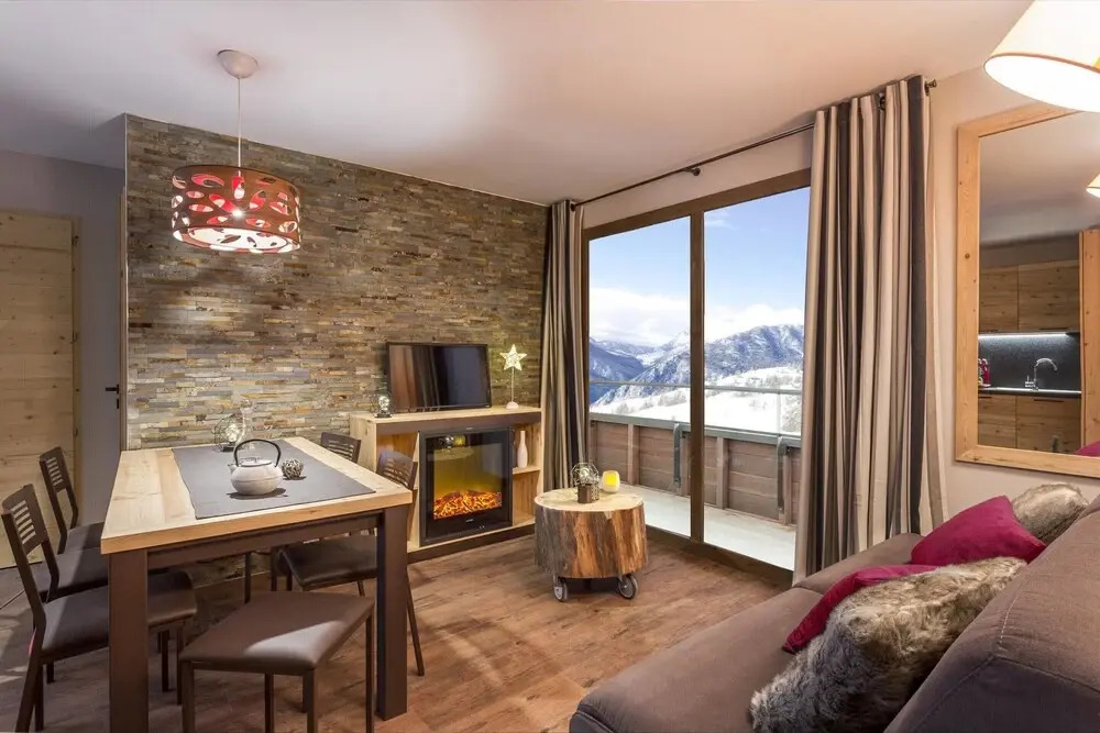 Apartment in Tignes With Spa & Pool